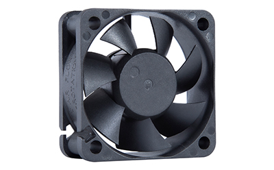 直流風扇.jpg 直流風扇.jpg